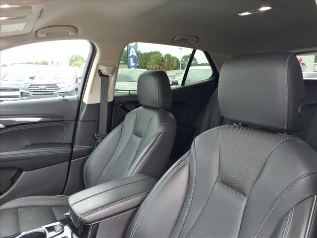 2023 Buick Envision Essence:1197U