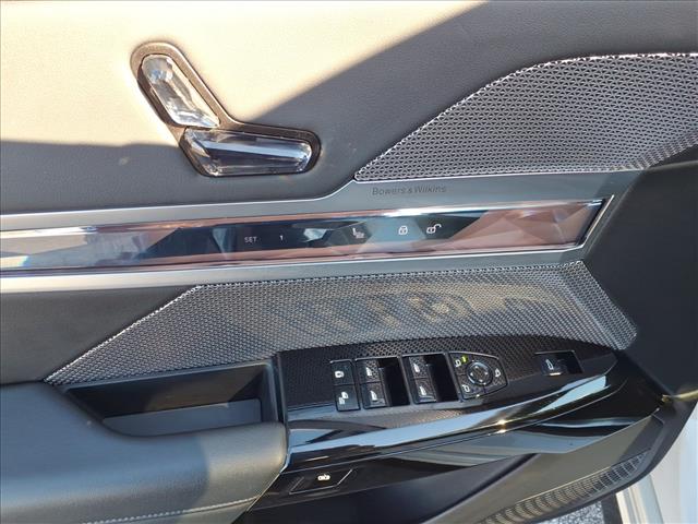 2024 BMW 7 Series 740i:1023U