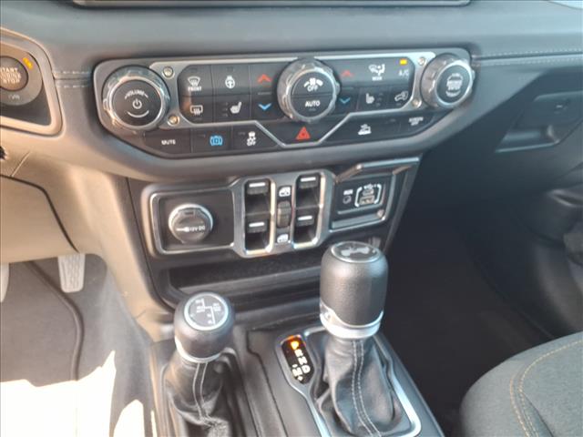 2024 Jeep Wrangler Sahara:1329U