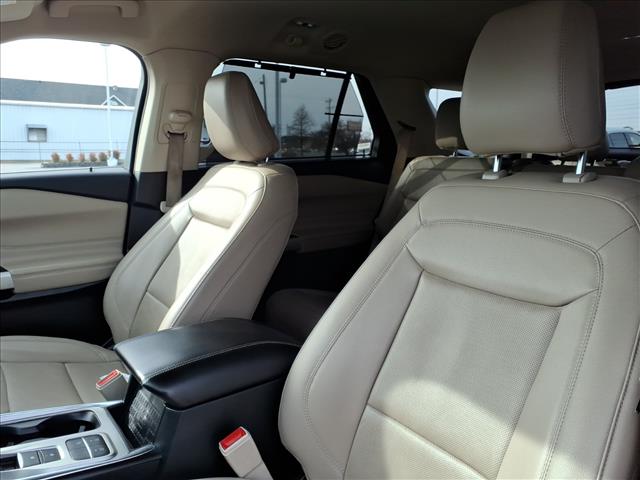 2022 Ford Explorer Limited:1026U