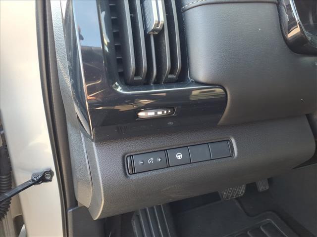 2024 Nissan Pathfinder SV:1136U