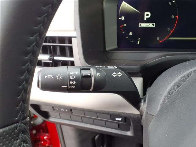 2025 Mitsubishi Outlander SE:2189M