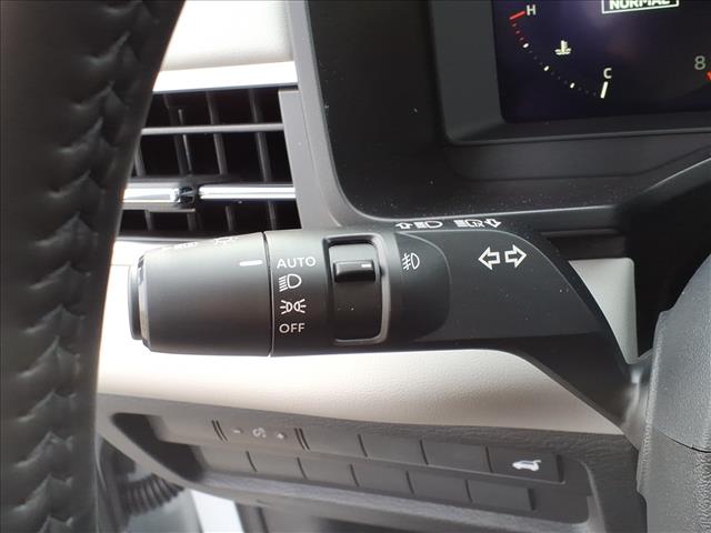 2025 Mitsubishi Outlander SE:2197M