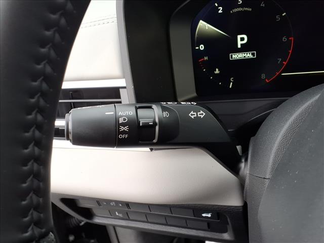 2025 Mitsubishi Outlander Platinum Edition:2188M