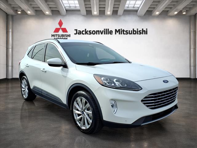 2022 Ford Escape Hybrid Titanium  1001U