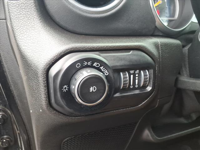 2020 Jeep Wrangler Unlimited Sahara:1035U