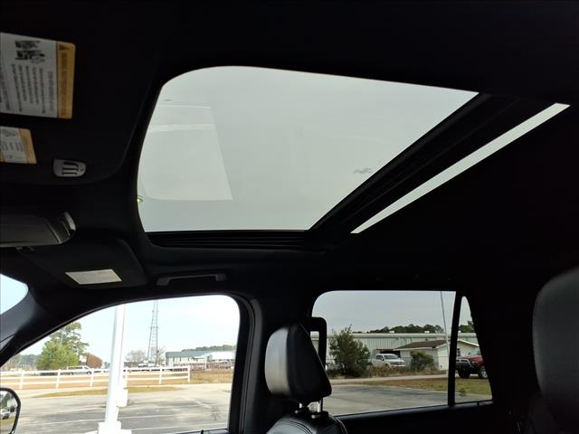 2021 Ford Expedition Limited:16989P