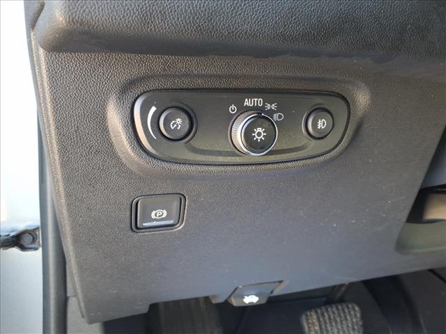 2024 GMC Terrain SLT:1043U