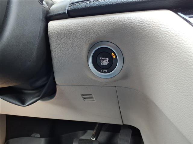 2024 Chrysler Pacifica Plug-In Hybrid Hybrid Select:1149U