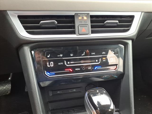 2025 Volkswagen Taos SE:1096U