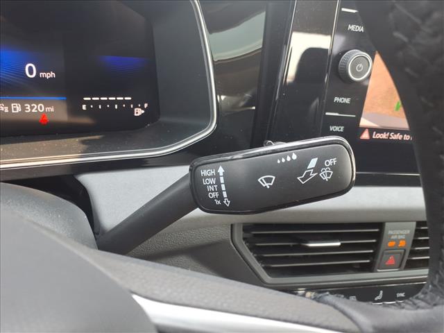 2025 Volkswagen Jetta SE:1254U