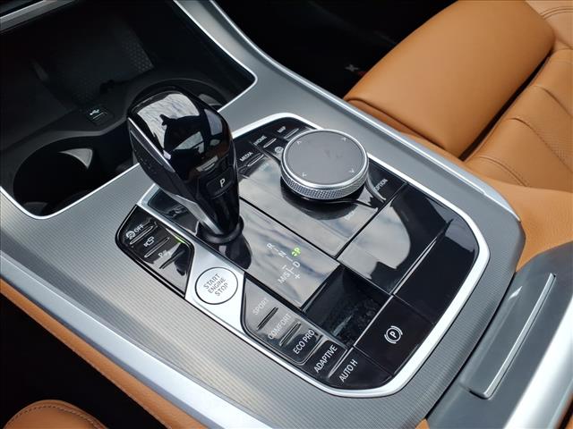 2022 BMW X5 sDrive40i:1017U