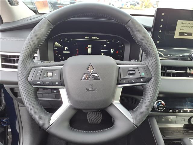 2025 Mitsubishi Outlander SE:2183M