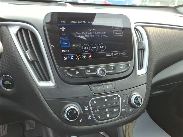 2024 Chevrolet Malibu LT:1030U