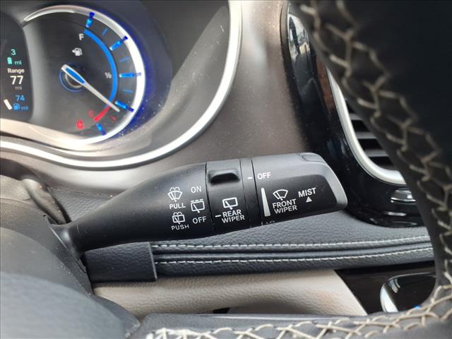 2024 Chrysler Pacifica Plug-In Hybrid Hybrid Select:1149U