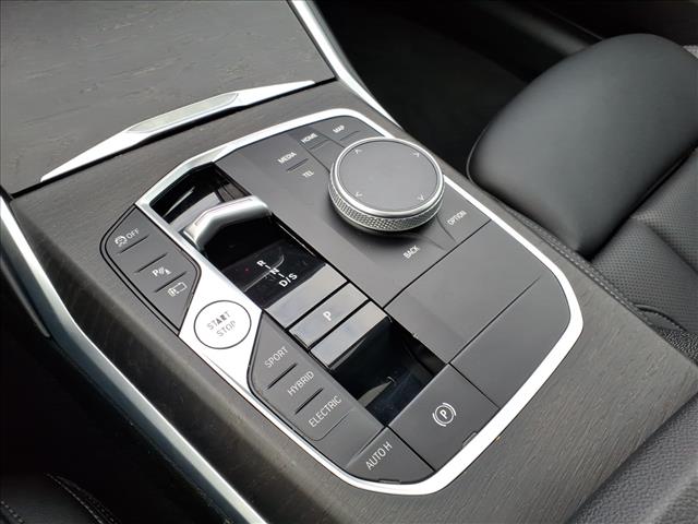 2023 BMW 3 Series 330e:1040U