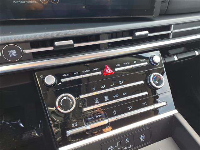 2025 Hyundai SANTA FE SE:1054U