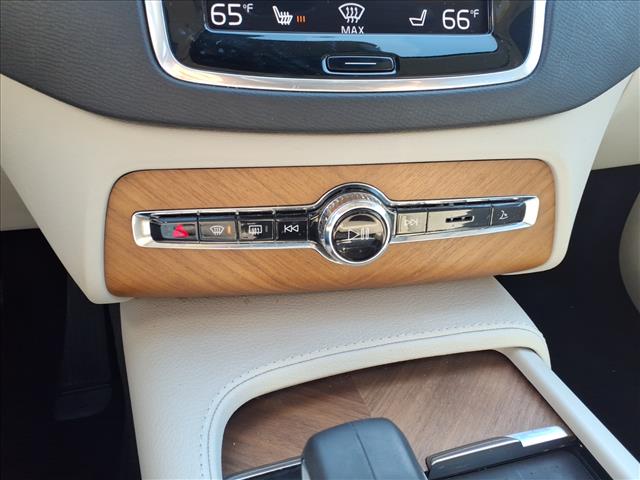 2022 Volvo XC90 Recharge Inscription Expression:1071U