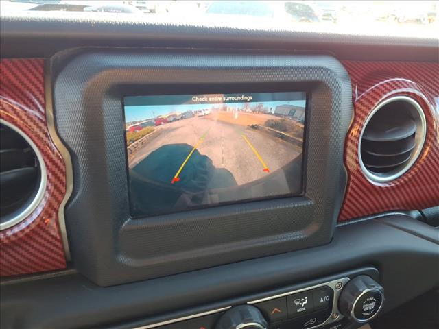 2020 Jeep Wrangler Unlimited Sahara:1048U