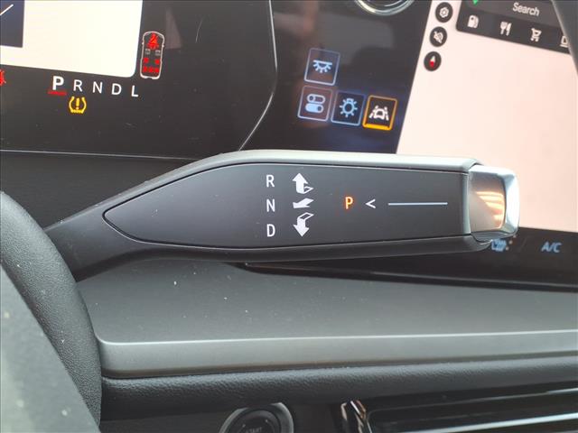 2024 Chevrolet Traverse FWD LT:1029U