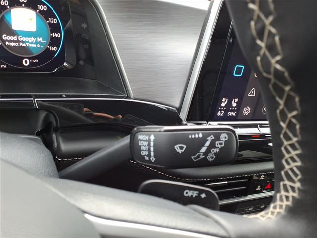 2025 Volkswagen Atlas Cross Sport 2.0T SE w/Technology:1105U