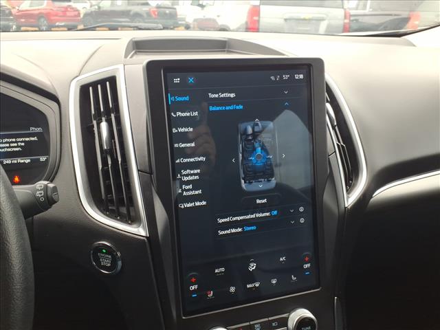 2024 Ford Edge Titanium:1031U