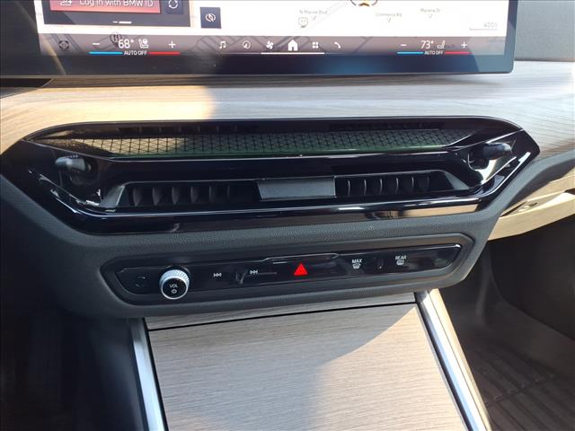 2025 BMW 3 Series 330i:1020U