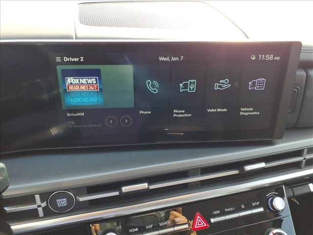 2025 Hyundai SANTA FE SE:1054U