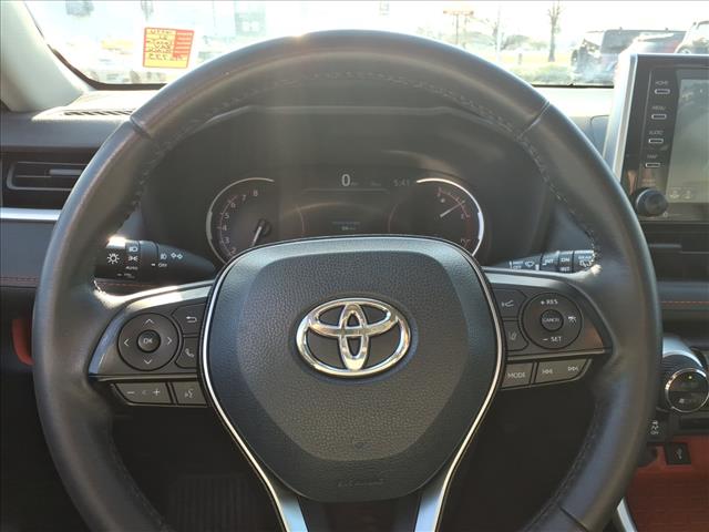 2021 Toyota RAV4 Adventure:1077U