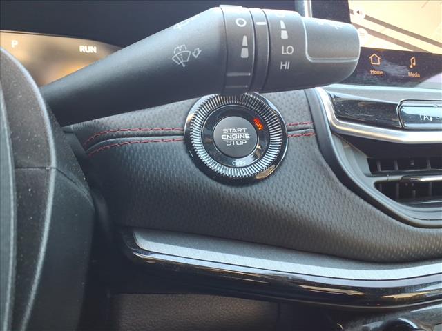 2025 Jeep Compass Trailhawk:1066U