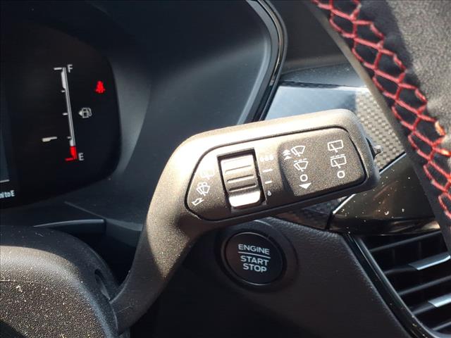 2025 Ford Escape ST-Line:1139U