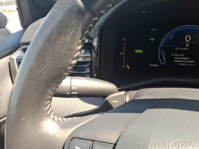 2025 Toyota Camry SE:1302U