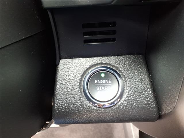2021 Ford Expedition Limited:16989P