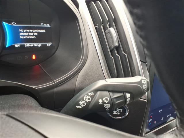 2024 Ford Edge Titanium:1031U