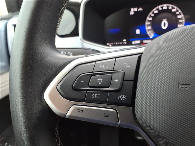 2025 Volkswagen Taos SE:1096U