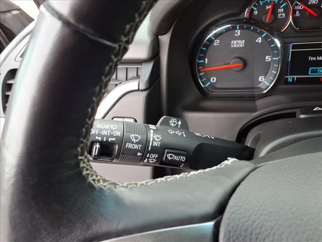 2019 Chevrolet Tahoe LT:16952P