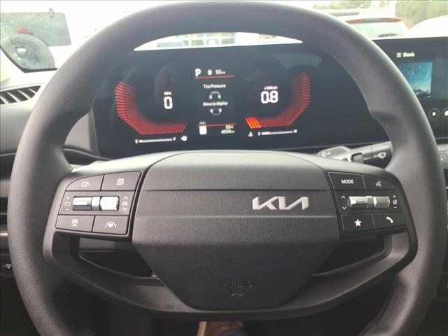 2025 Kia K4 LX:10905UA