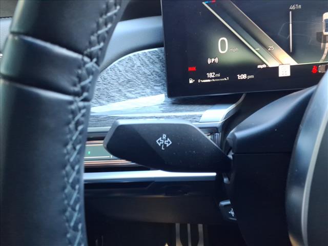 2024 BMW 7 Series 740i:1023U