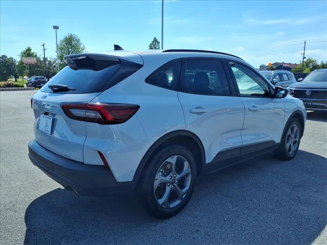 2025 Ford Escape ST-Line:1139U