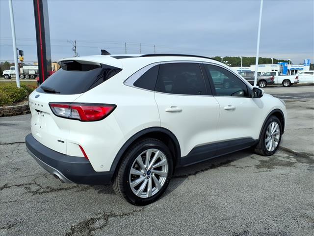 2022 Ford Escape Hybrid Titanium:1001U