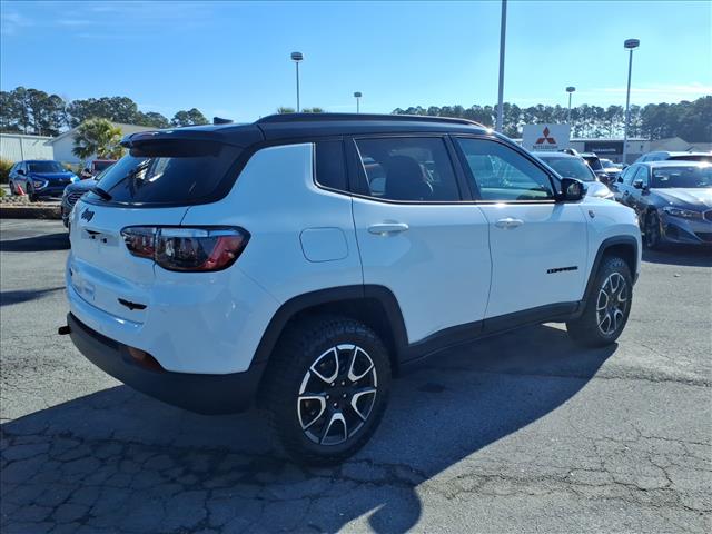 2024 Jeep Compass Trailhawk:1036U