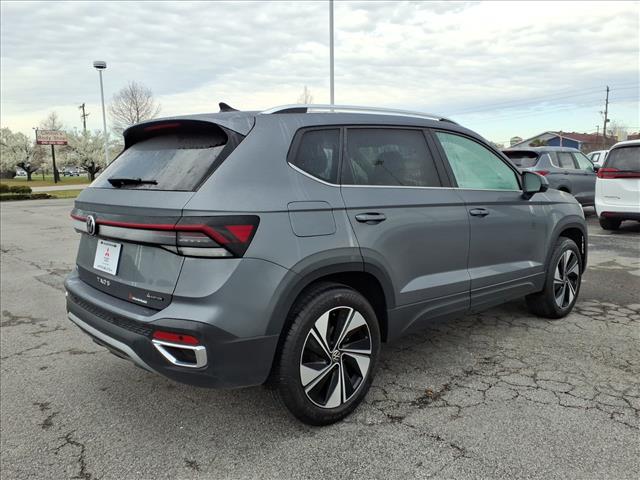 2025 Volkswagen Taos SE:1096U