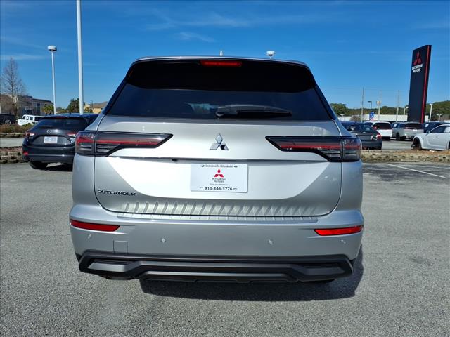 2026 Mitsubishi Outlander ES:1024N