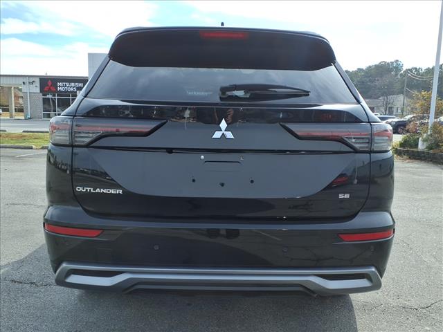 2025 Mitsubishi Outlander SE:2195M