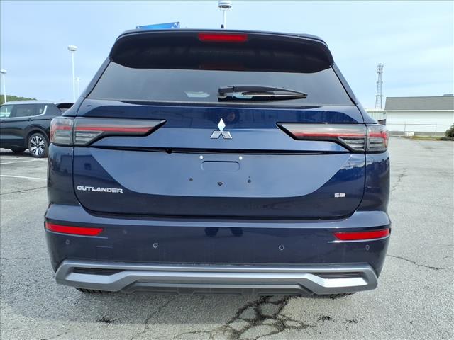 2025 Mitsubishi Outlander SE:2183M