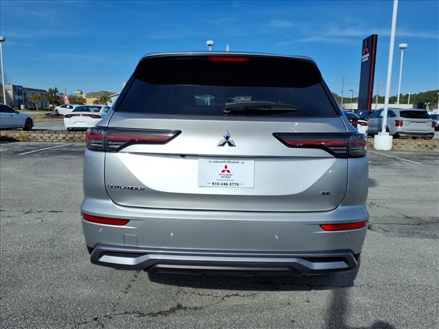 2026 Mitsubishi Outlander SE:1026N