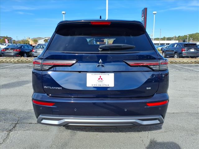 2026 Mitsubishi Outlander SE:1028N