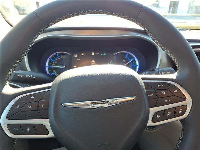 2024 Chrysler Pacifica Plug-In Hybrid Hybrid Select:1060U