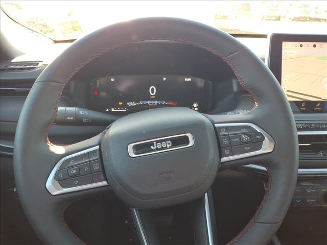 2025 Jeep Compass Trailhawk:1066U