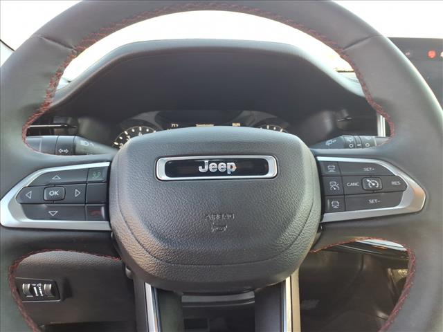 2024 Jeep Compass Trailhawk:1065U